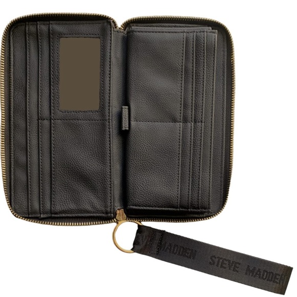 Steve Madden Bzip-Web Zip Around Wallet Wristlet - Picture 3 of 4